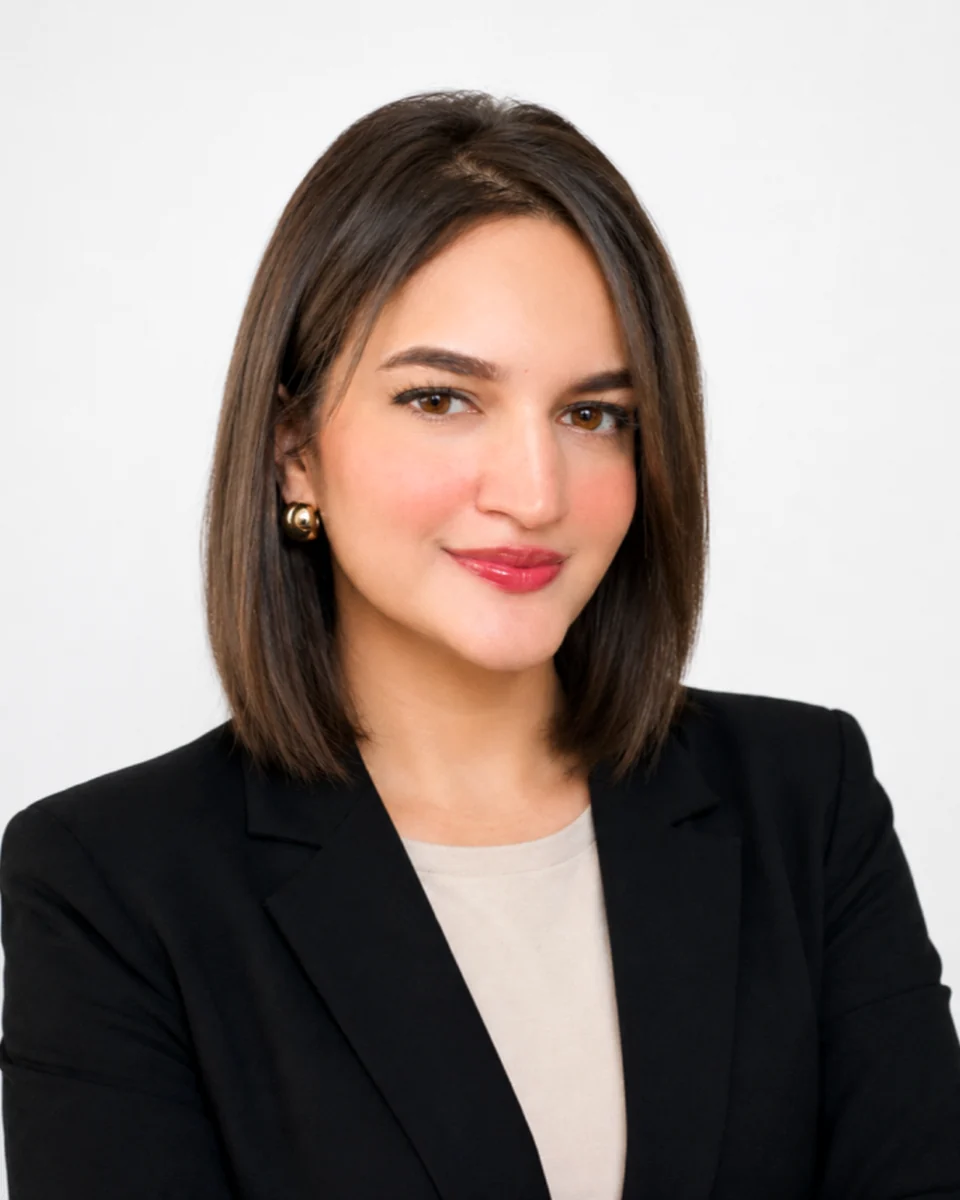 Momina Khan, Operations Manager